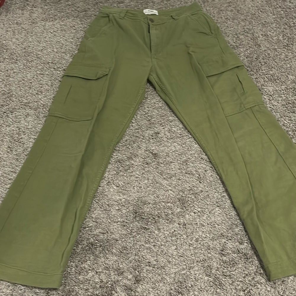 green cargo jeans